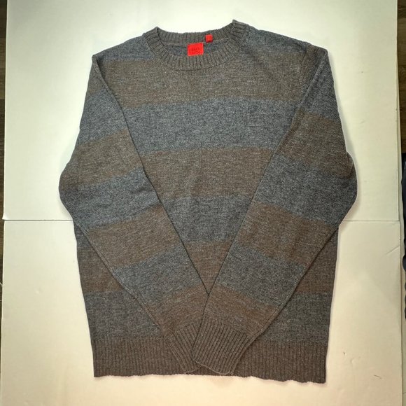 Saks fifth Avenue. Men’s long sleeve pull over sweater.‎ Size large. - Picture 1 of 8